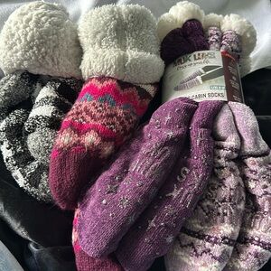 Women fuzzy socks